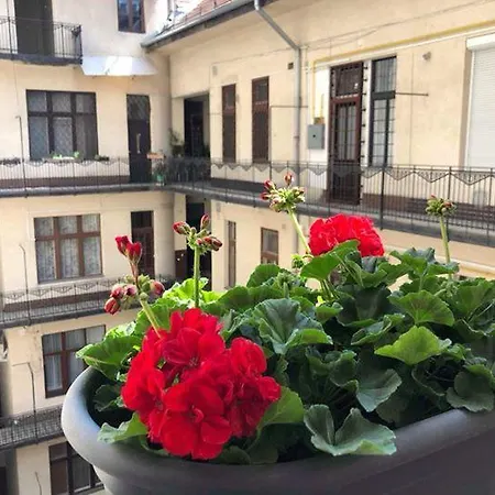 Dolce Vita Rumbach Aparthotel Budapest