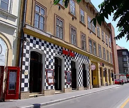 Dolce Vita Rumbach Aparthotel Budapest